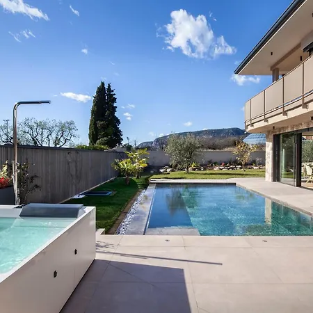 Olivida Villa
